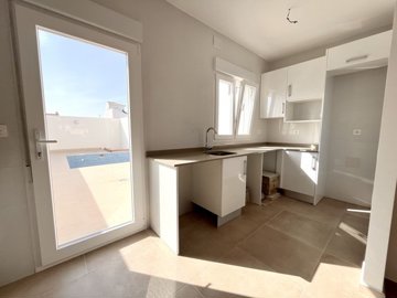 propertyimage1b10cwggde20250620055544