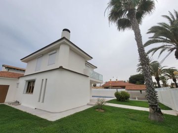 propertyimage1fmufb9sgt20250626055138