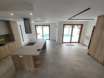 propertyimage1cq0bwqqlc20250626055155