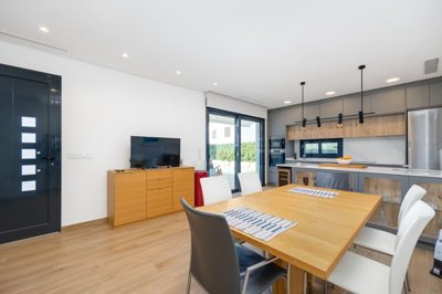 propertyimage1tbhs08abi20250625054805