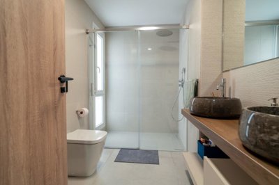 propertyimage1nsxleshht20250628055117
