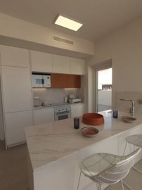 propertyimage1x3v4barz420250627055721