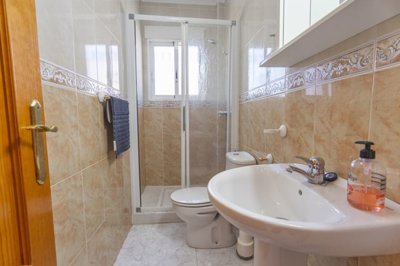 propertyimage1eetddbzta20250627055157