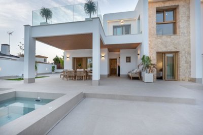 propertyimage1sm7nnuufq20250629060253