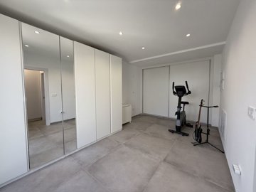 propertyimage1mc2rk2lsg20250703041108