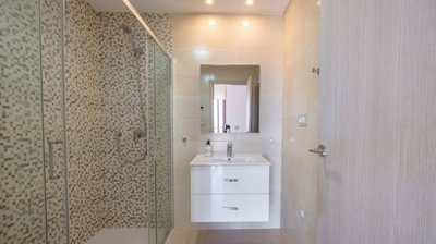 propertyimage1djfa6w3fm20250703054049