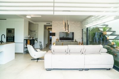 propertyimage1jzxyj2dxb20250702041059