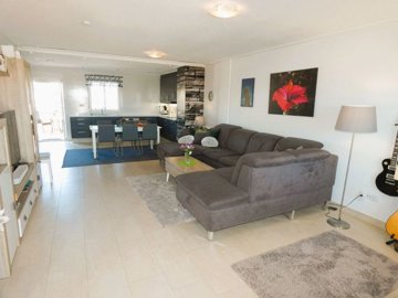 propertyimage1tqhtxnnq020250703055352