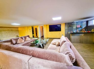 propertyimage16vz3guzq920250703055217