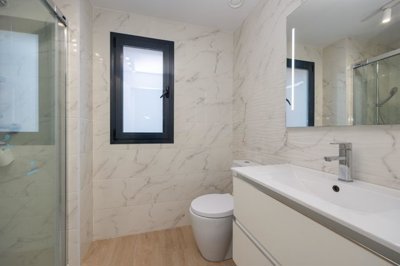 propertyimage1oa805cxdq20250702053607