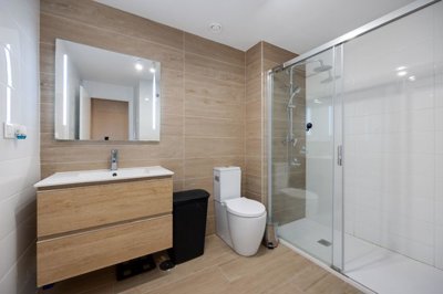 propertyimage1pyn42l42b20250702053540
