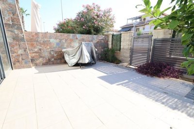 propertyimage1c7e4uh3yh20250708053620