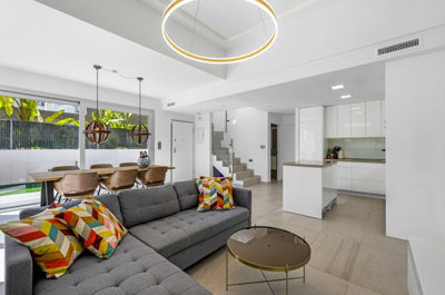 propertyimage1jemz9gqbu20250706054033