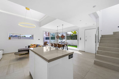 propertyimage1ieccwiozf20250706054046