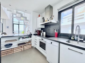 propertyimage1cfyxltn8v20250704055833