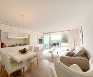 propertyimage1bgl9uw4j720250710041307