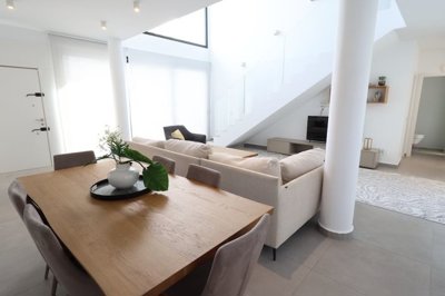 propertyimage1gjit9pqrp20250709055129