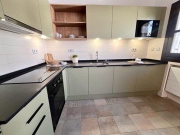 propertyimage1ki9dh4ftb20250717041618
