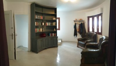propertyimage1j3ztpzbi920250725055109