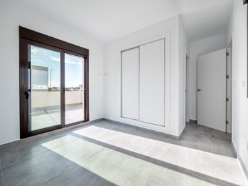 propertyimage1wxytzcb7p20250730063829