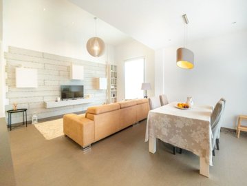 propertyimage1ai3ydokdy20250803053537