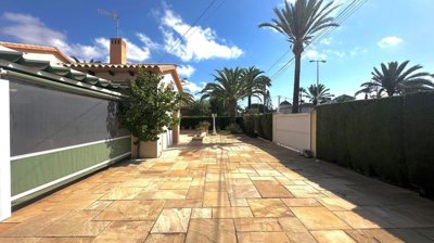 propertyimage1oqigj2ktg20250804053519