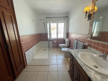 propertyimage1vzxfagxfv20250807053531