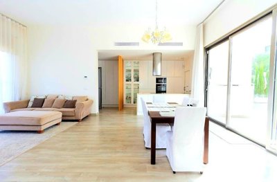 propertyimage14oyfsqrfp20250806053024