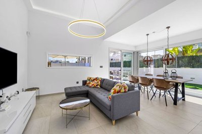propertyimage1njfihmxu220250808053043