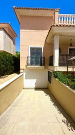 propertyimage1crm9cziav20250810053755