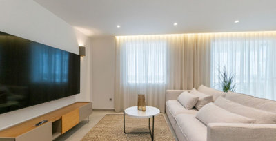 propertyimage1pa8jlu9kd20250813054539