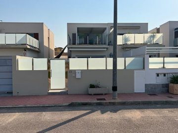 propertyimage1wzfppnbgz20250819054112