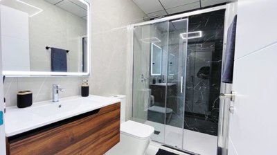 propertyimage1ee4chxaop20250822053548