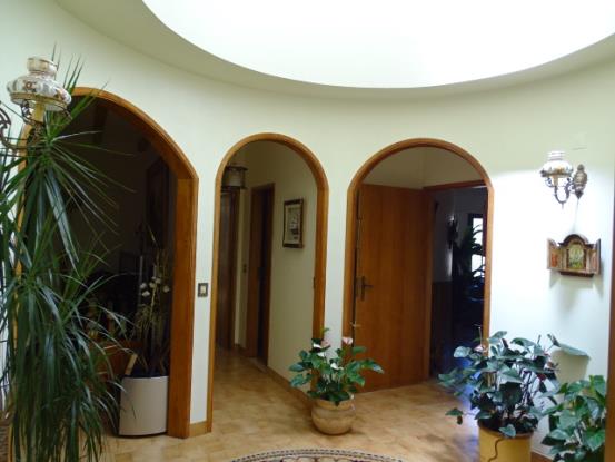 Image No.21-5 Bed Farmhouse for sale