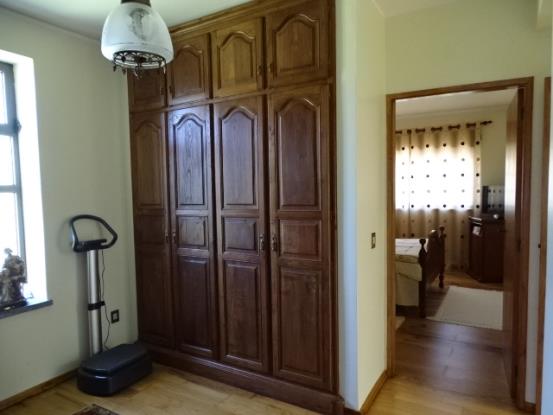 Image No.26-5 Bed Farmhouse for sale