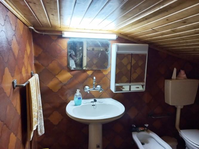 Image No.16-6 Bed House for sale