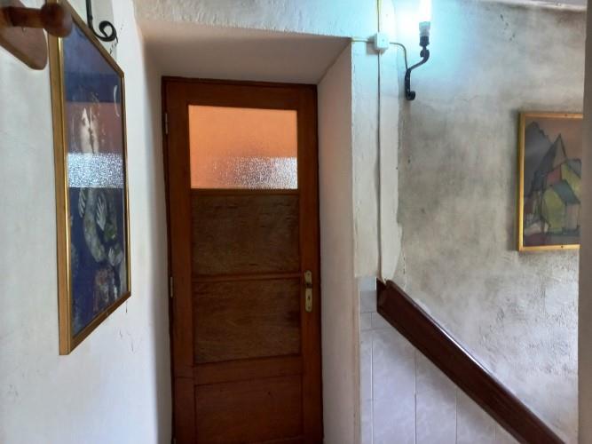 Image No.25-6 Bed House for sale