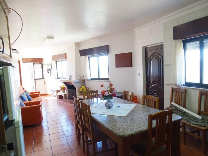 Image No.6-3 Bed House for sale