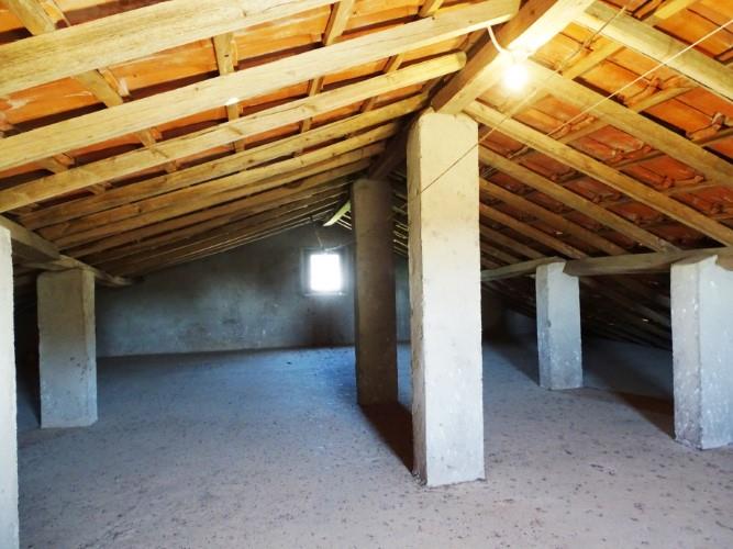 Image No.21-3 Bed House for sale