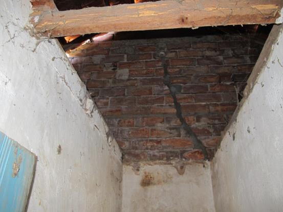 Image No.12-2 Bed Property for sale