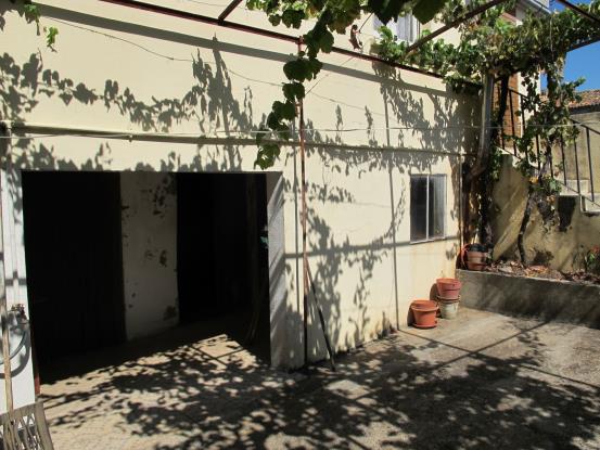 Image No.8-3 Bed House for sale