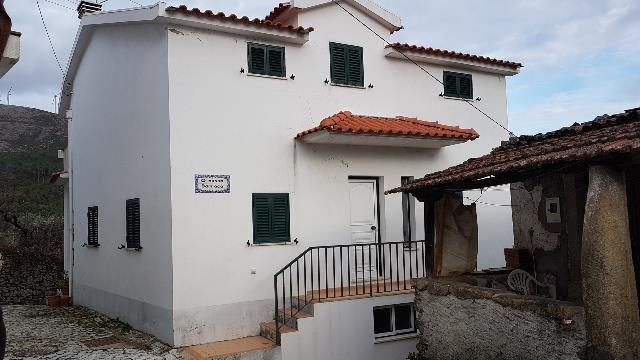 Image No.1-Villa de 4 chambres à vendre à Castanheira de Pêra