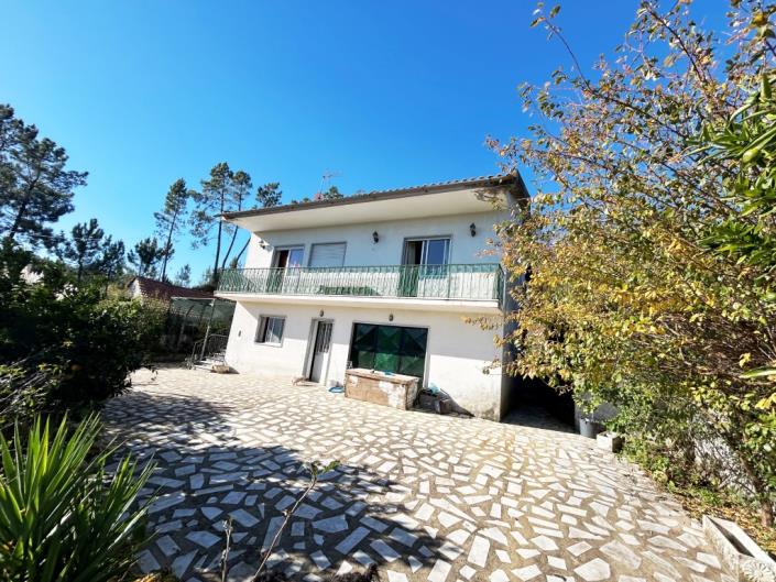 Image No.1-3 Bed House for sale