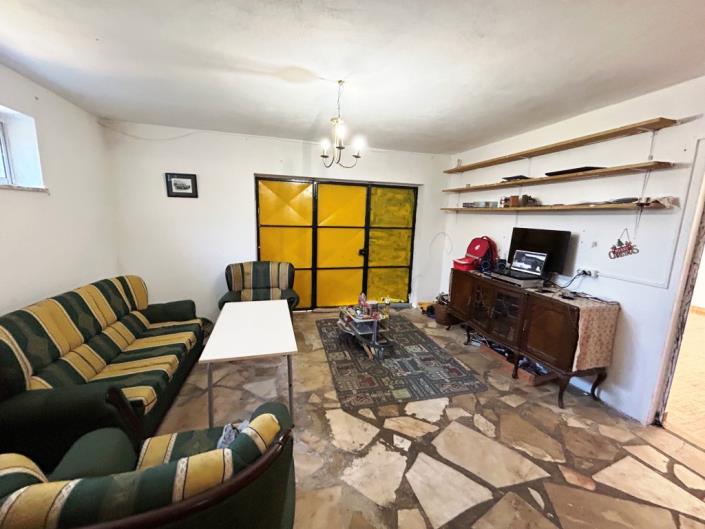 Image No.29-3 Bed House for sale