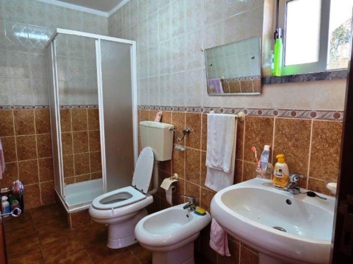 Image No.29-3 Bed House for sale