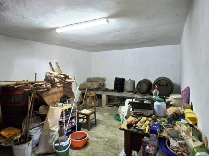 Image No.30-3 Bed House for sale