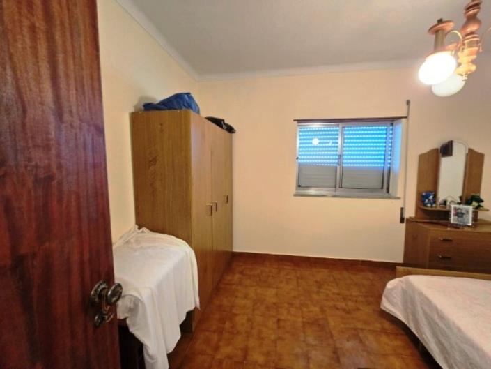 Image No.41-3 Bed House for sale