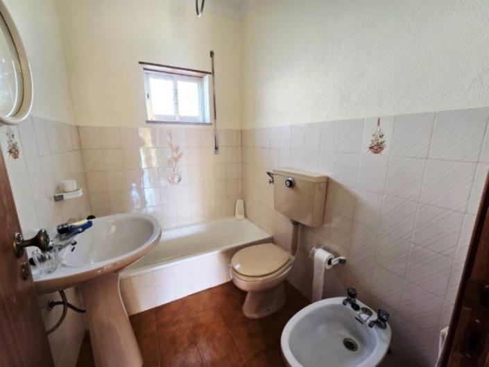 Image No.44-3 Bed House for sale