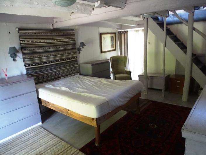 Image No.20-2 Bed Farmhouse for sale