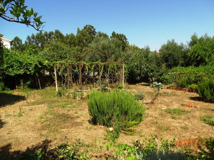 Image No.28-2 Bed Farmhouse for sale